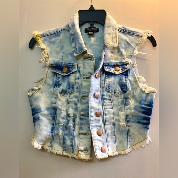 Very Distressed Raw Hem Crop Jean Vest - Picture 2 of 5